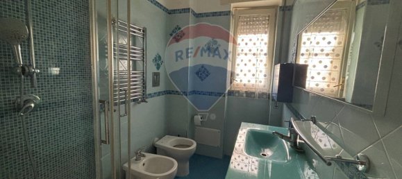 3 rooms Apartment in Naples, Italy No. 268067 16