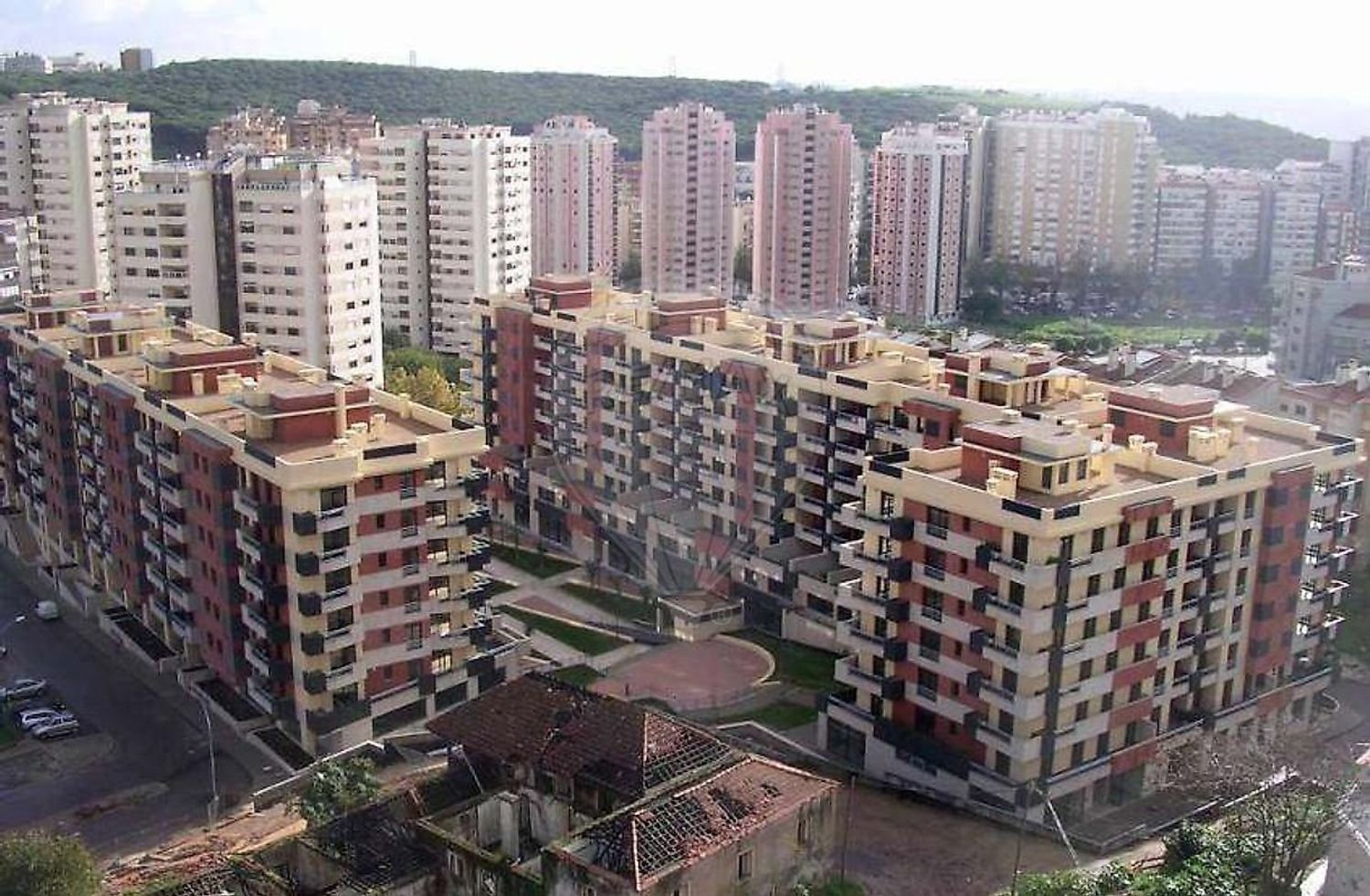 Gewerbliche Immobilie in Oeiras, Portugal 128m², Nr. 76911