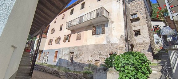 5 rooms House in Segonzano, Italy No. 201970 2