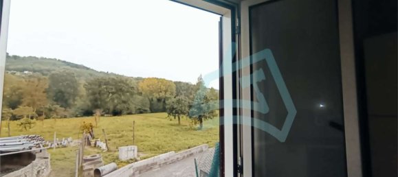 53m² Commercial property in Benevento, Italy No. 375640 17