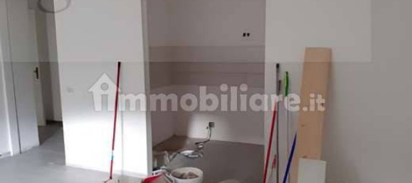 2 rooms Apartment in Castello Cabiaglio, Italy No. 3228 4