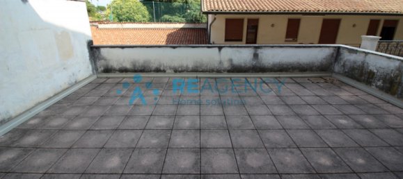 230m² Building in Thiene, Italy No. 351447 7