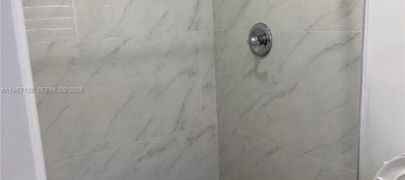 2 chambres villa à louer à Miami, Miami-Dade, Florida, USA № 615820 7