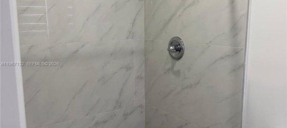 2 chambres villa à louer à Miami, Miami-Dade, Florida, USA № 615820 8