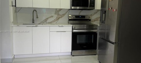 2 chambres villa à louer à Miami, Miami-Dade, Florida, USA № 615820 14