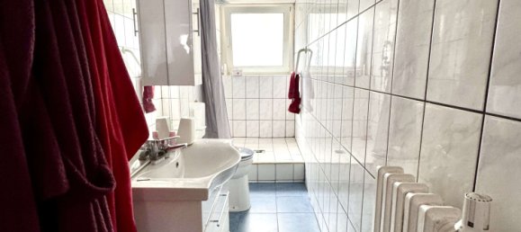 Квартира с 3 спальнями в Дуйсбург, Германия № 320020 6