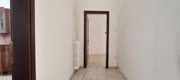 Apartamento de 4 habitaciónes en Sulmona, Italy No. 107276 9