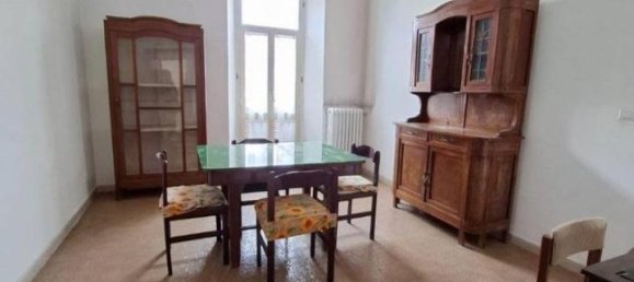 Apartamento de 4 habitaciónes en Sulmona, Italy No. 107276 10