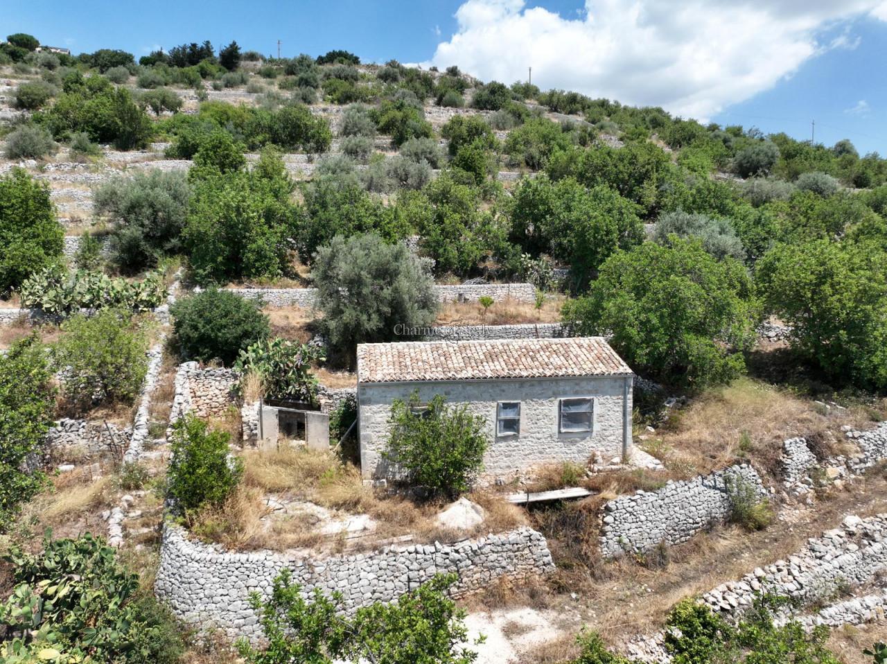 3 rooms House in Modica, Italy No. 235496