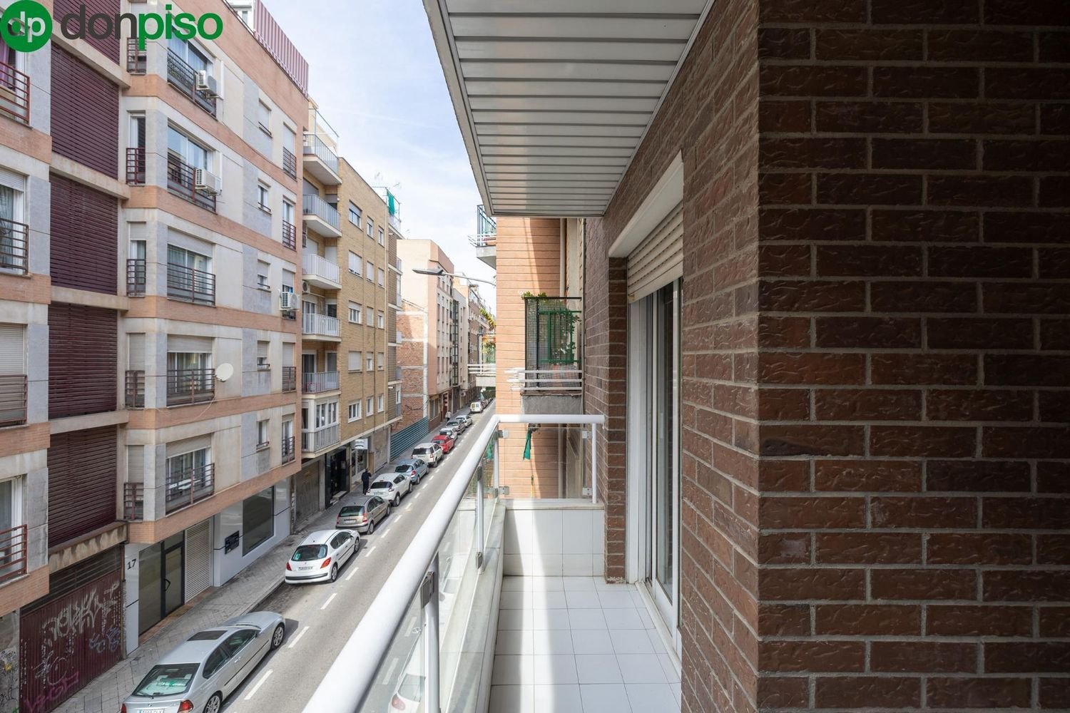 4 bedrooms Apartment in Granada, Spain No. 105647