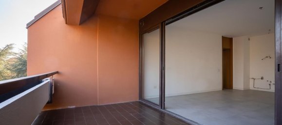 3 rooms Apartment in Basiglio, Italy No. 105068 3