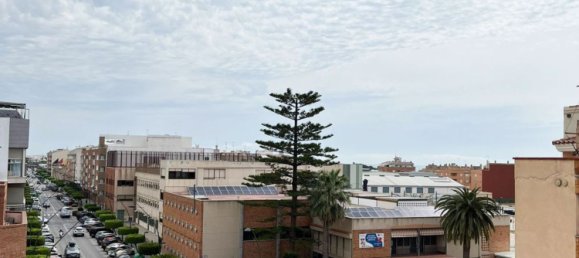 Apartamento de 3 dormitorios en Benicarló, Spain No. 147691 2