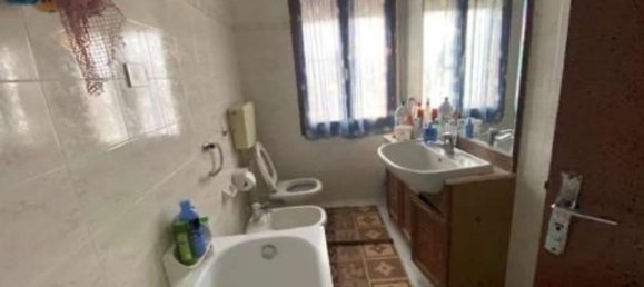 6 rooms Apartment in Zocca, Italy No. 95520 9