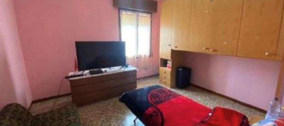 6 rooms Apartment in Zocca, Italy No. 95520 10