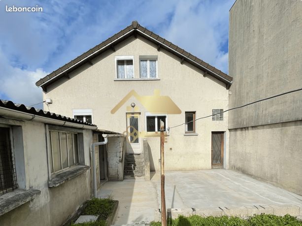 3 Schlafzimmer Haus in Villepinte, France, Nr. 314016
