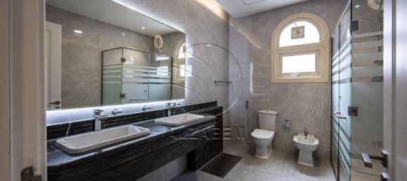 10 bedrooms Villa in Abu Dhabi, UAE No. 29397 25