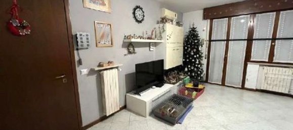 4 bedrooms Apartment in Porto Mantovano, Italy No. 359705 3