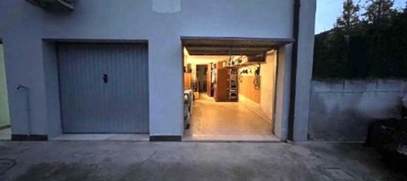 4 bedrooms Apartment in Porto Mantovano, Italy No. 359705 21