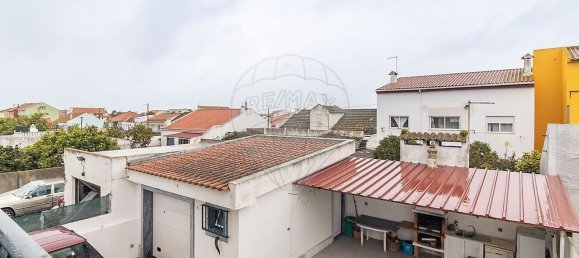 Дом с 4 спальнями в Мойта, Португалия № 181103 7