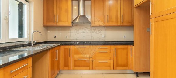 Дом с 4 спальнями в Мойта, Португалия № 181103 33