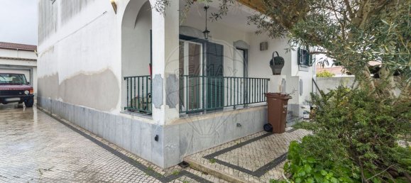 Дом с 4 спальнями в Мойта, Португалия № 181103 42