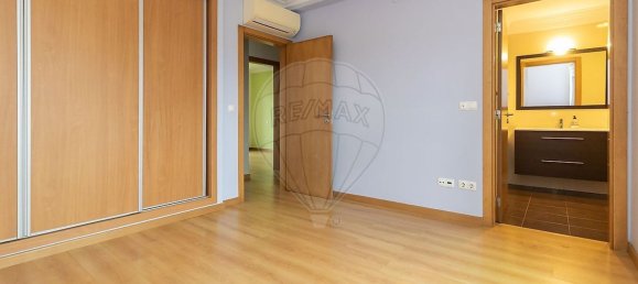 Дом с 4 спальнями в Мойта, Португалия № 181103 24