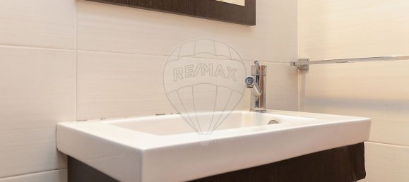 Дом с 4 спальнями в Мойта, Португалия № 181103 17