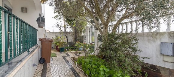 Дом с 4 спальнями в Мойта, Португалия № 181103 43