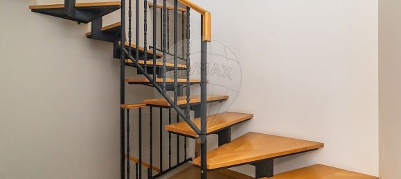 Дом с 4 спальнями в Мойта, Португалия № 181103 40