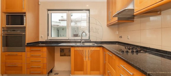 Дом с 4 спальнями в Мойта, Португалия № 181103 10