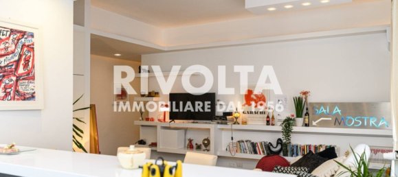 3 rooms House in Rome, Italy No. 381918 11