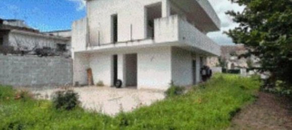 3 rooms Apartment in San Gennaro Vesuviano, Italy No. 268595 15