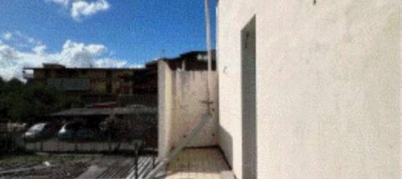 3 rooms Apartment in San Gennaro Vesuviano, Italy No. 268595 2