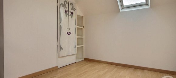 2 Schlafzimmer Haus in Mer, France, Nr. 243109 16