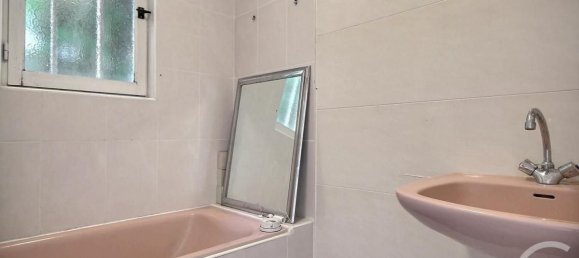 2 Schlafzimmer Haus in Mer, France, Nr. 243109 14