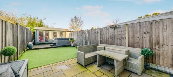 4 غرف نوم تاون هاوس في St Albans, United Kingdom رقم 2426 32