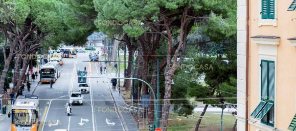 8 rooms Apartment in Genoa, Italy No. 35819 13