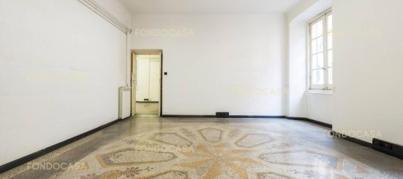 8 rooms Apartment in Genoa, Italy No. 35819 6