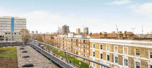 2 bedrooms Apartment in London, United Kingdom No. 12383 18