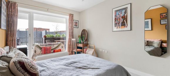 2 bedrooms Apartment in London, United Kingdom No. 12383 15