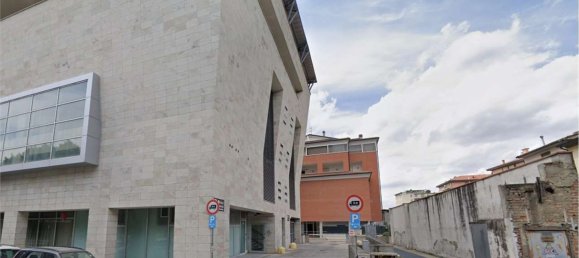 Garagem em Prato, Italy 298 m² N.º 298475 6