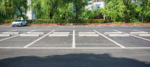 Garagem em Prato, Italy 298 m² N.º 298475 10