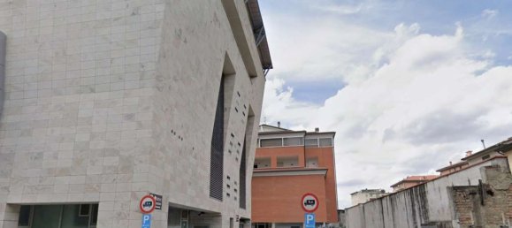 Garagem em Prato, Italy 298 m² N.º 298475 7