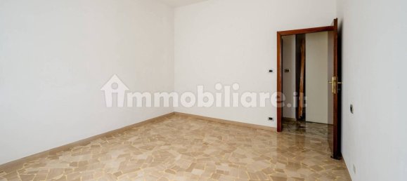 Apartamento de 2 dormitorios en Sasso Marconi, Italy No. 319783 12