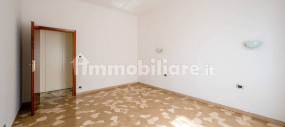 Apartamento de 2 dormitorios en Sasso Marconi, Italy No. 319783 16