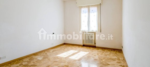 Apartamento de 2 dormitorios en Sasso Marconi, Italy No. 319783 14