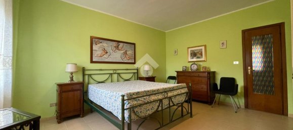 2 rooms House in Val di Chy, Italy No. 136553 4