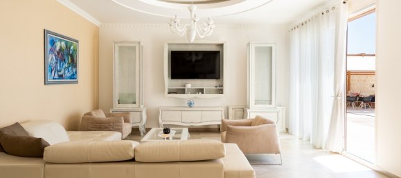 4 bedrooms Villa in Budva, Montenegro No. 262 9