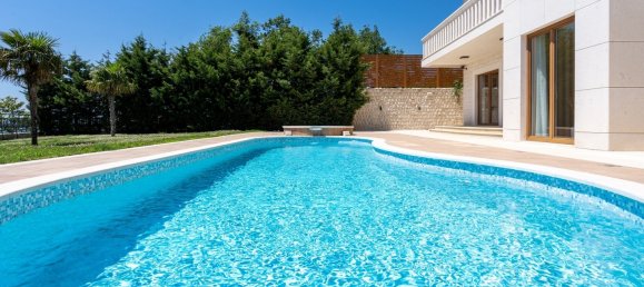 4 bedrooms Villa in Budva, Montenegro No. 262 29