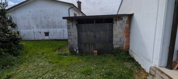 4 bedrooms House in Vedelago, Italy No. 323277 10